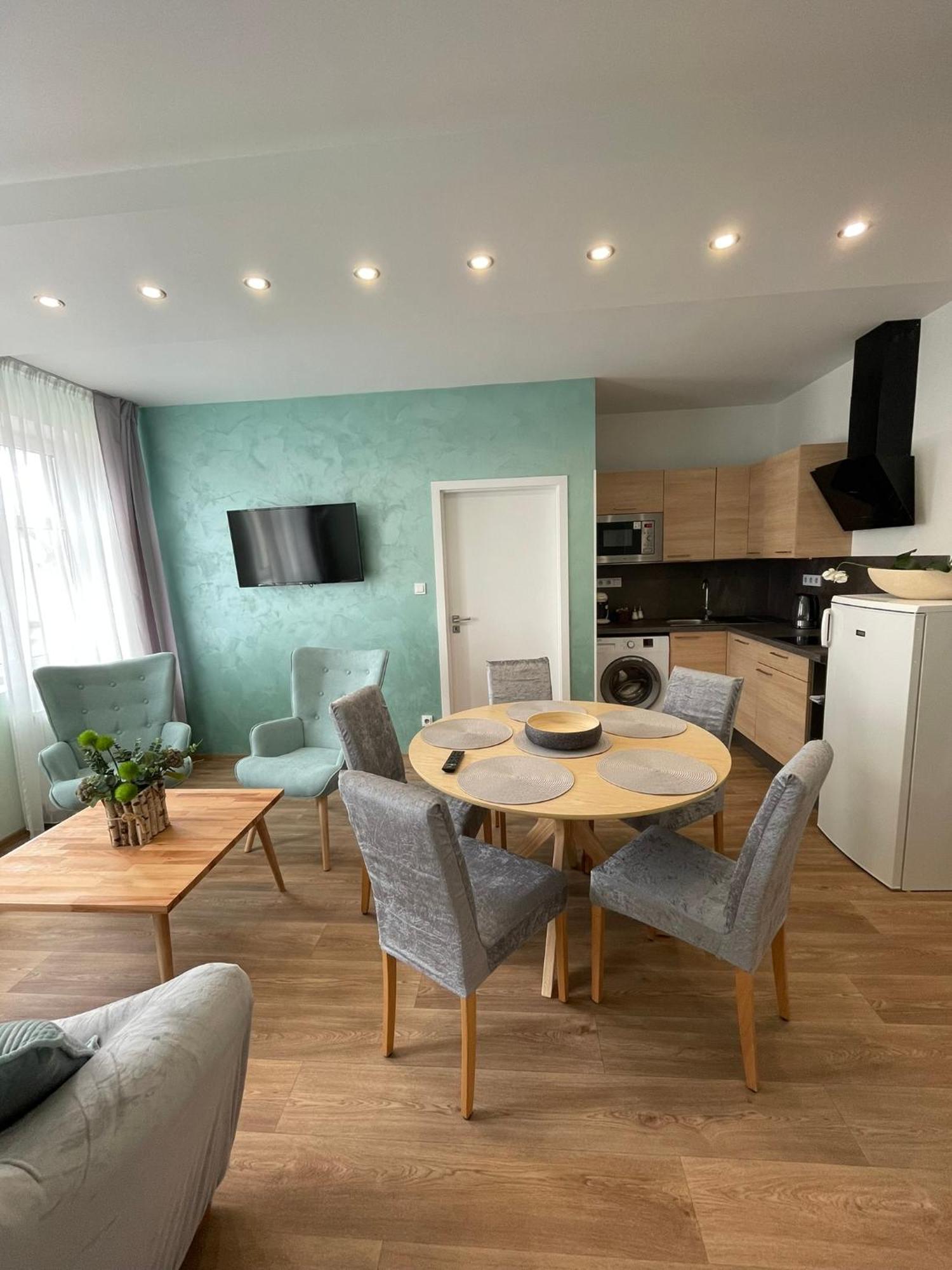 Apartmany Jasmin Liberec Eksteriør bilde