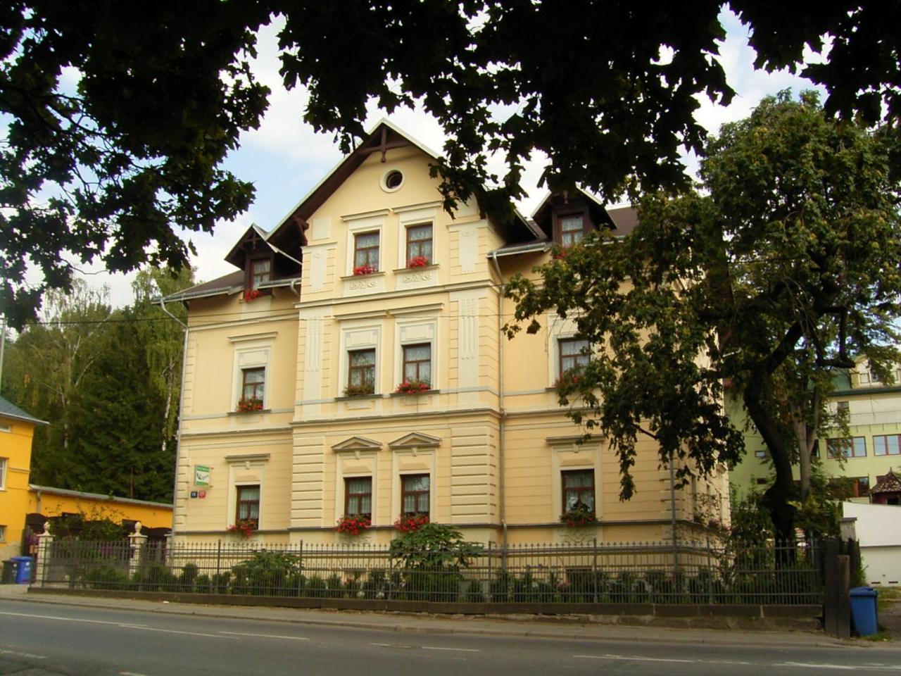 Apartmany Jasmin Liberec Eksteriør bilde